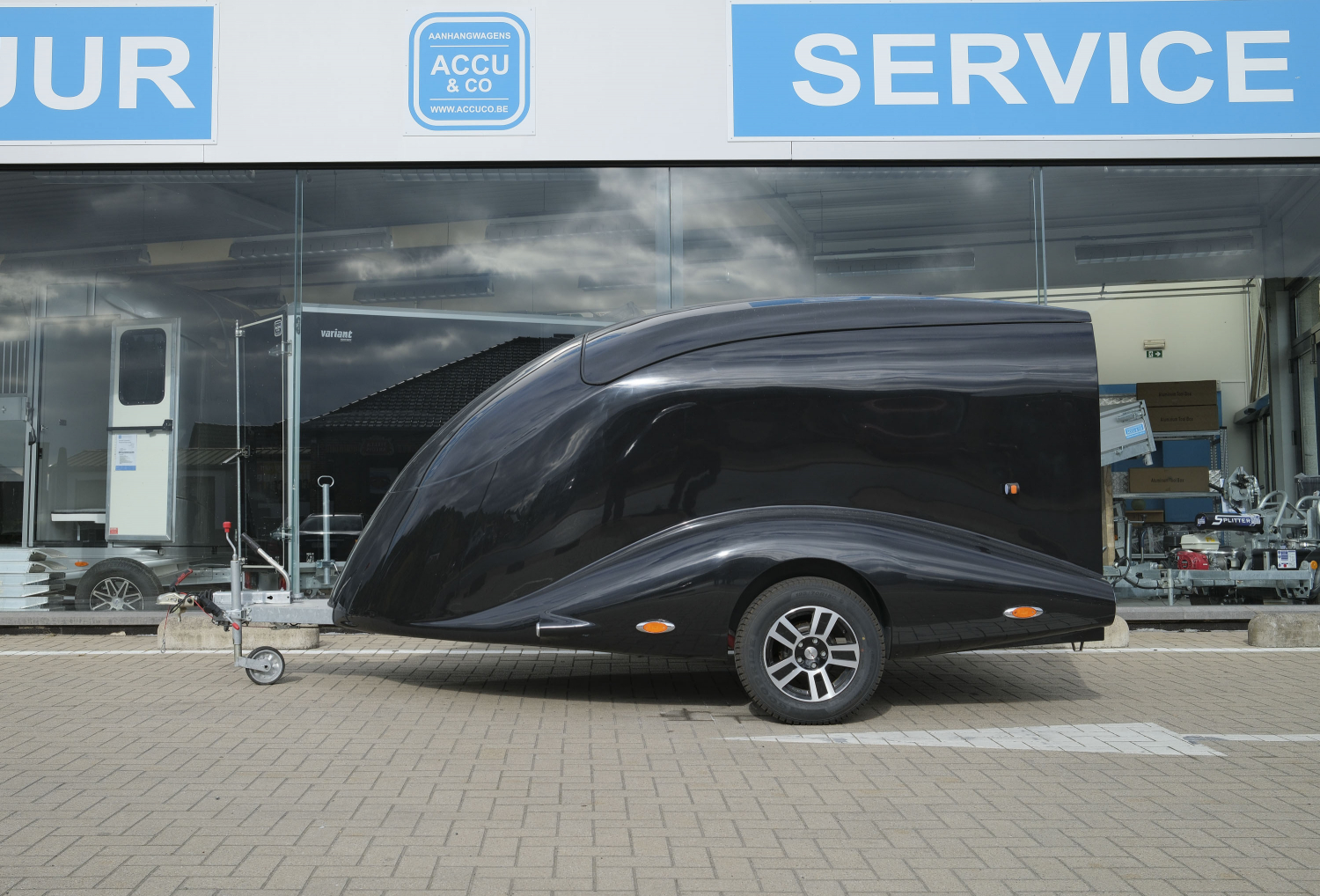 Gesloten motortransporter | Lorgano Aero | NIEUWE STAAT